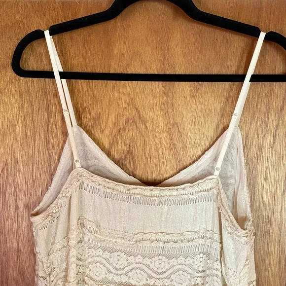 American Eagle Tiered Stretch Lace Midi - Picture 4 of 9